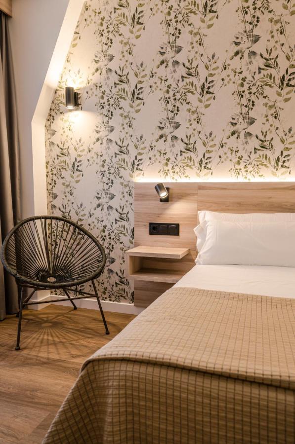 Hotel Piramide Portonovo Eksteriør billede