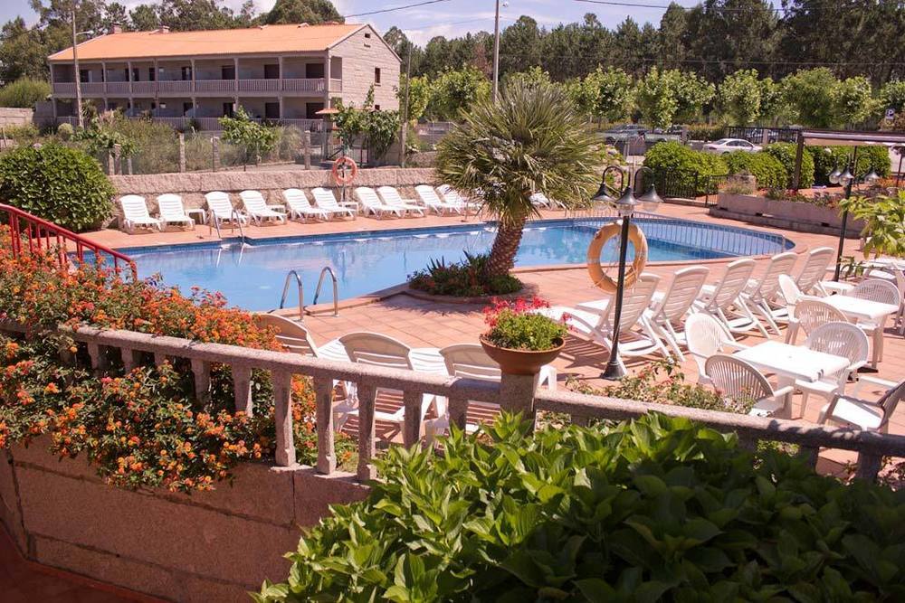 Hotel Piramide Portonovo Eksteriør billede